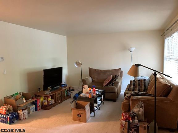 4th image of 606 Oakwood Ave