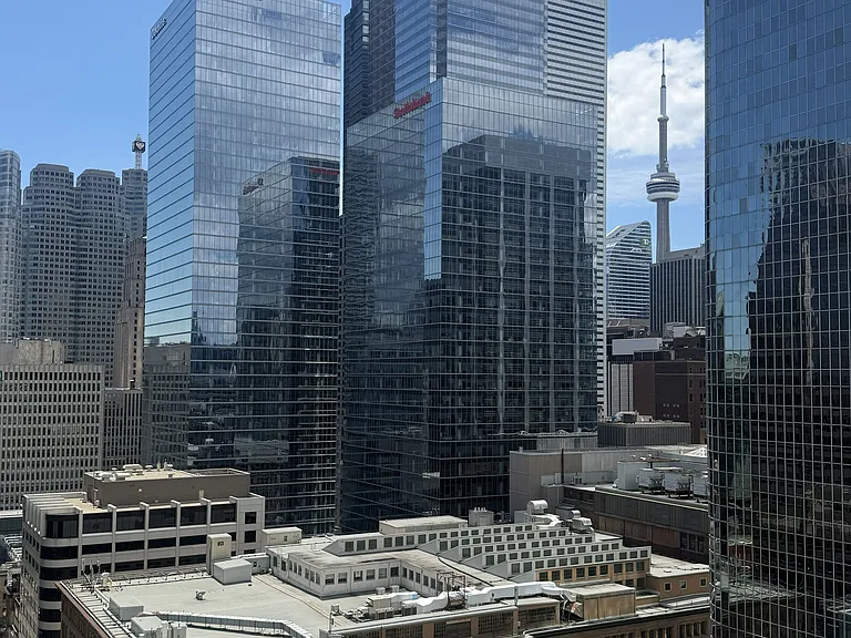 197 Yonge St #1709 — Photo 1