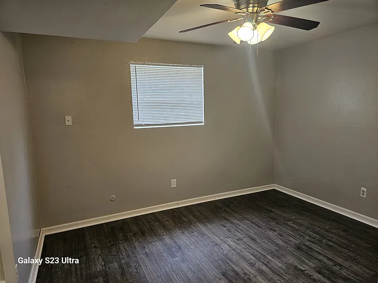 3538 S Lynn St #B — Photo 10