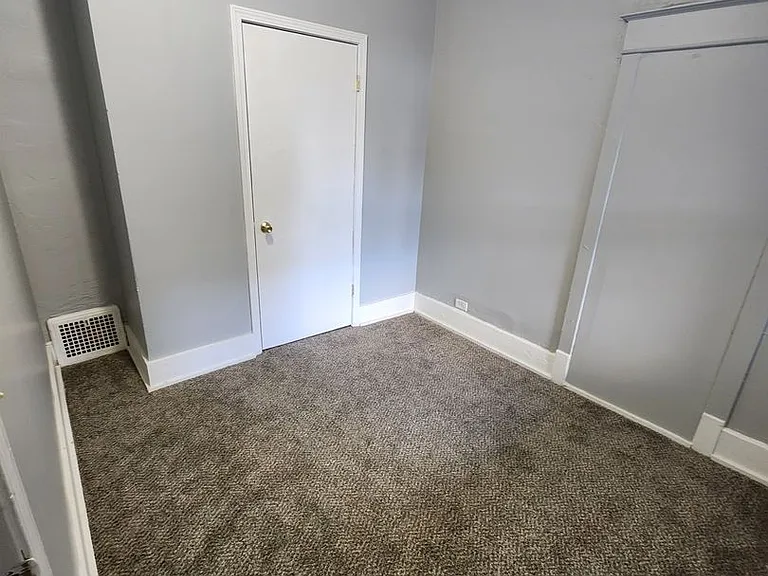 6010 Florence Blvd — Photo 25