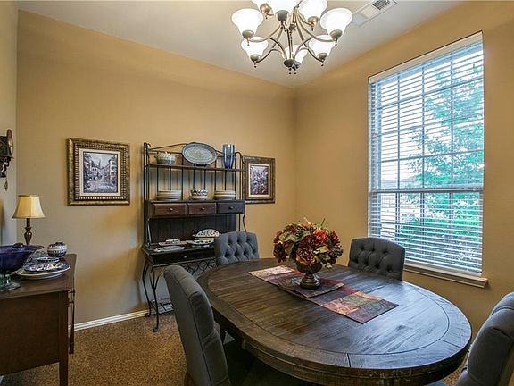 4th image of 894 Baldcypress Dr