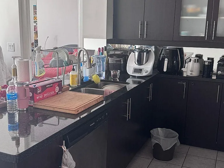 21 Upper Duke Cres #608 — Photo 14