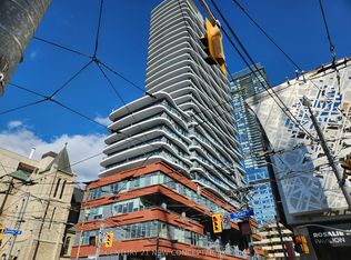 280 Dundas St W #2504, Toronto, ON M5A 3W1