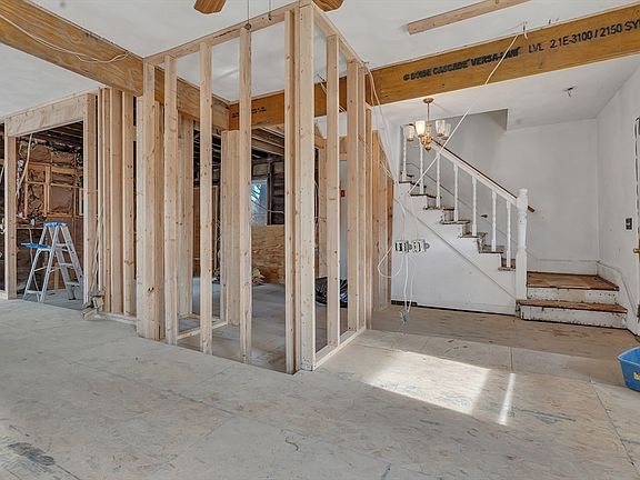 3rd image of 3 Riley Ct