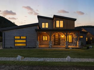 11 Alpenrose Ln, Sandpoint, ID 83864