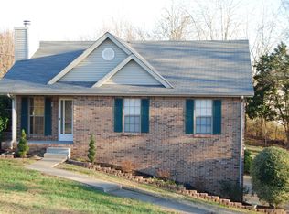 1955 Dotsonville Rd, Clarksville, TN 37042