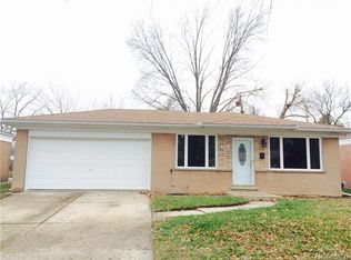 25865 Masch Ave, Warren, MI 48091