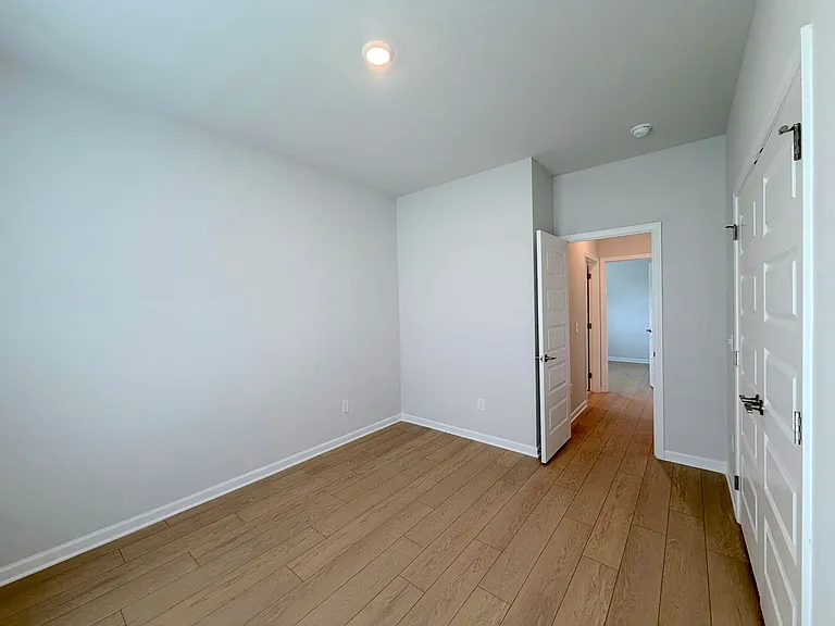 131 Clift Creek Dr — Photo 34