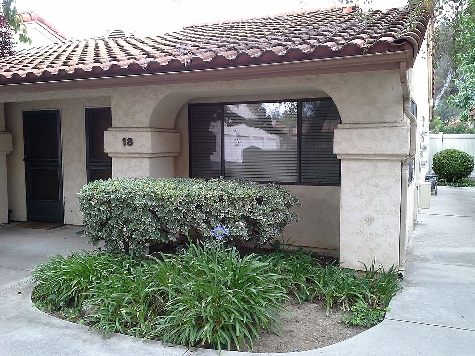 1st image of 848 Woodland Ave APT 18