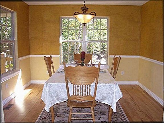 Formal dining room