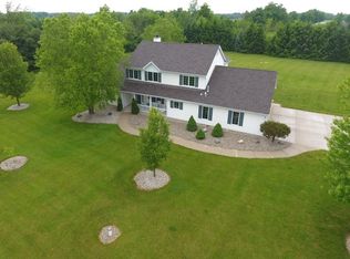13031 Wappes Rd, Churubusco, IN 46723