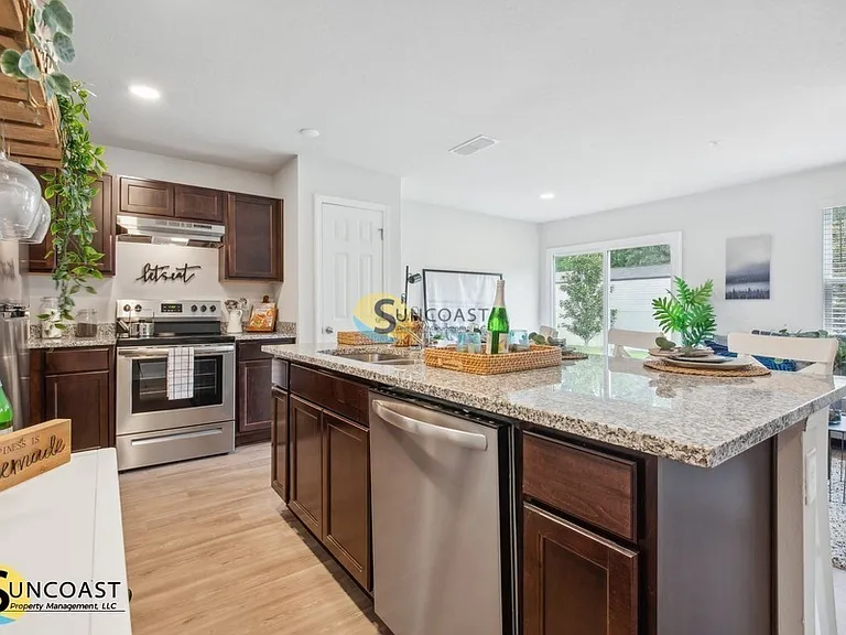 7632 Mailes Ct #7632101 — Photo 2