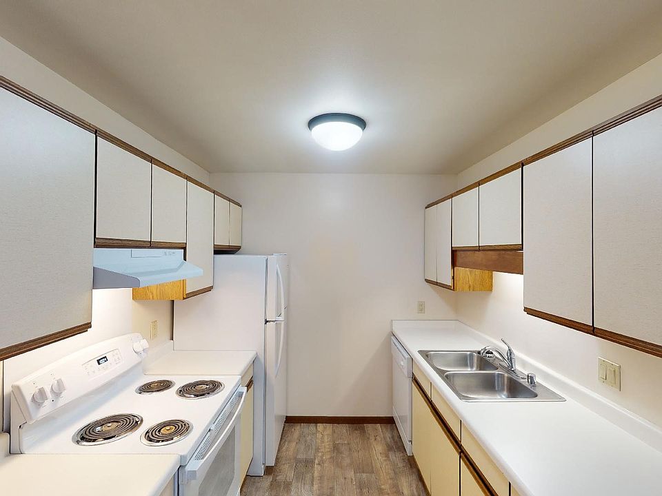 2nd image of 2002-2022 Elka Ln #2018-8