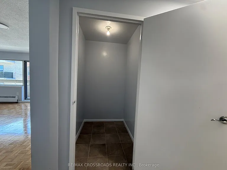 1191 Ellesmere Rd #204 — Photo 10