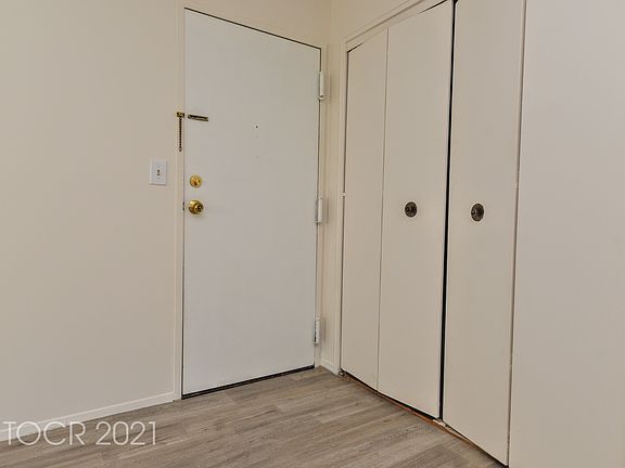 5th image of 517 Sierra Vista Ln #517