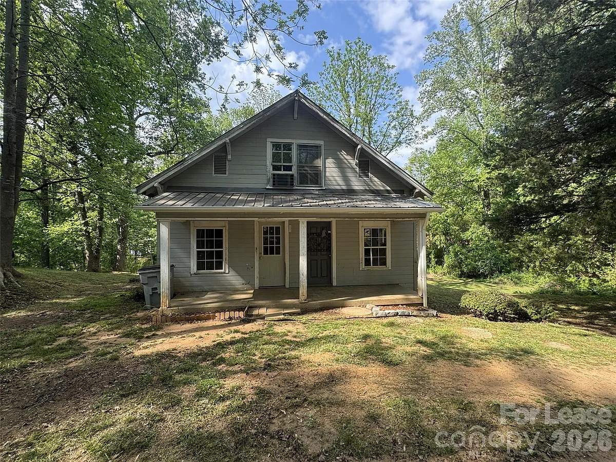 Building Photo - 1410 Dillard Ln