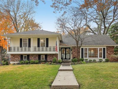 4825 W 81st St, Prairie Village, KS, 66208