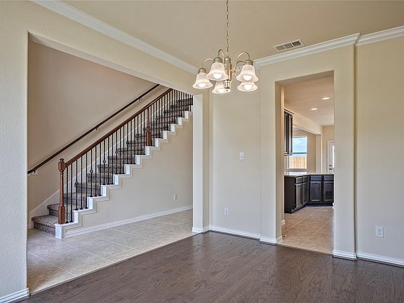 4th image of 6215 Patton Ln