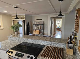 45 High St STE 2, Candia, NH 03034