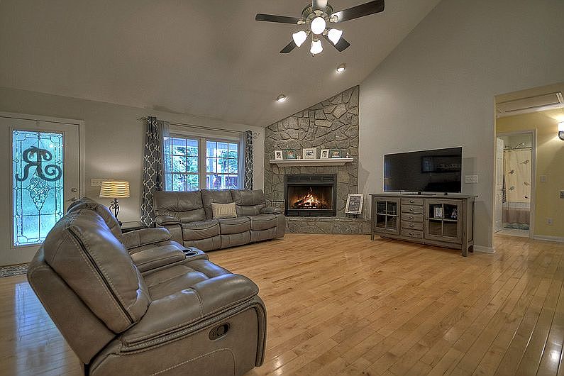 192 Etowah Dr Ellijay, GA, 30540 Apartments for Rent Zillow