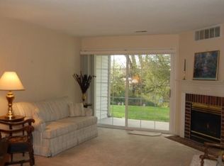 636 Pewaukee Rd, Pewaukee, WI 53072