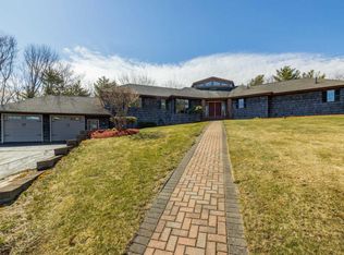 25 Nob Hill Ave, Lewiston, ME 04240