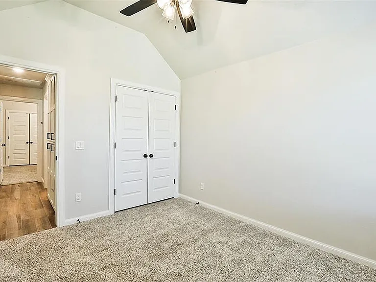 9301 SW 44th Ter — Photo 27