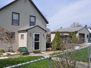 10 Weeden Pl, Fairhaven, MA 02719