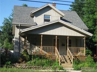 902 E Maple Ave, Adrian, MI 49221