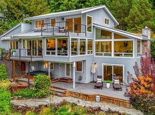 8449 W Mercer Way, Mercer Island, WA 98040