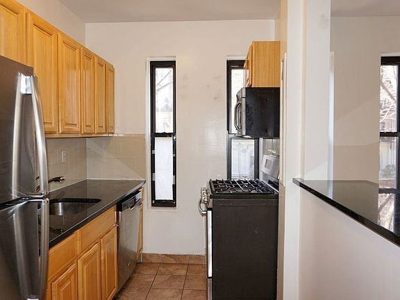 3rd image of 711 Ocean Ave APT 2B