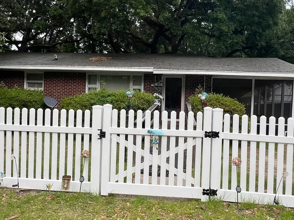 1428 Goblet Ave, Mount Pleasant, SC 29464