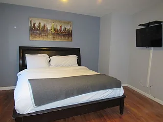 Rented by Eisenberg Exclusives