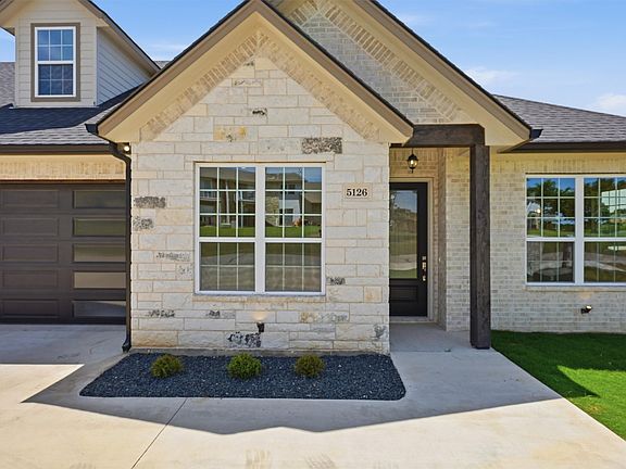 4th image of 5126 Country Club Dr