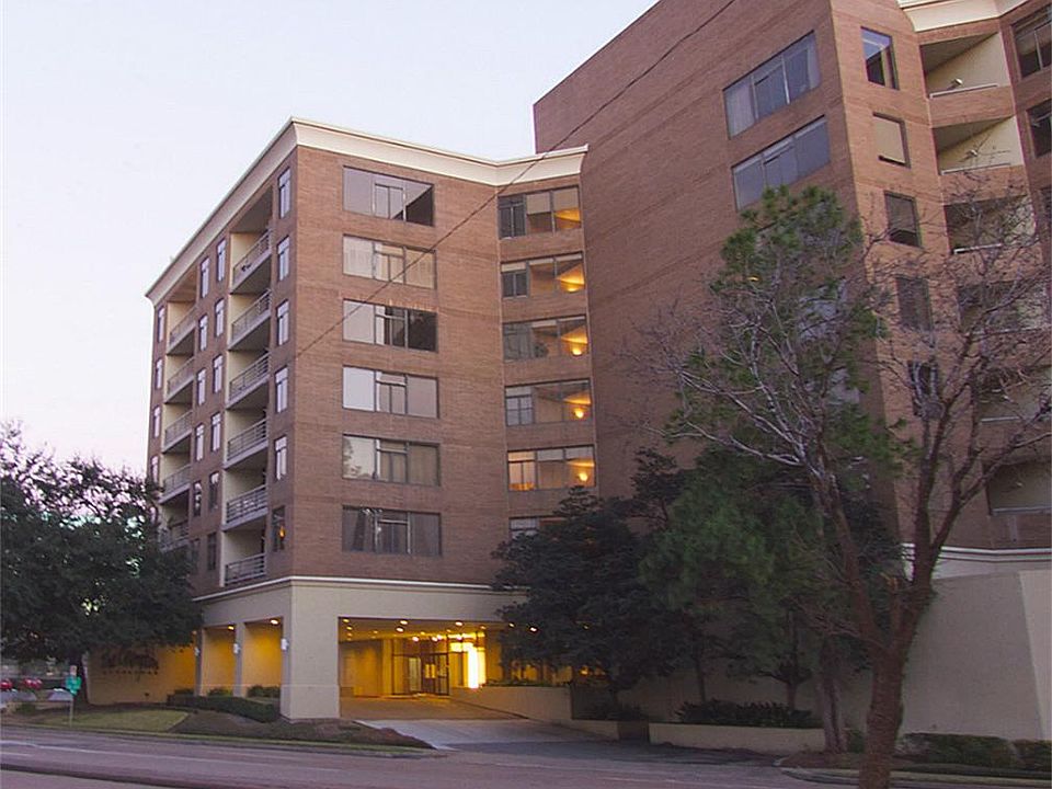 1st image of 4950 Woodway Dr Unit 402