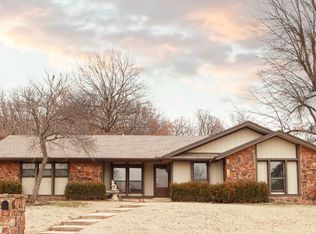 1113 W Tecumseh Pl, Tulsa, OK 74127