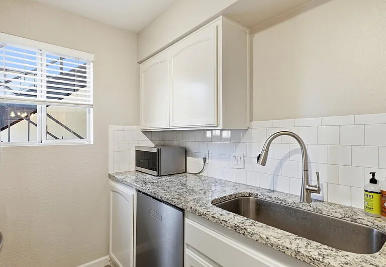 2233 E Highland Ave #134 — Photo 10