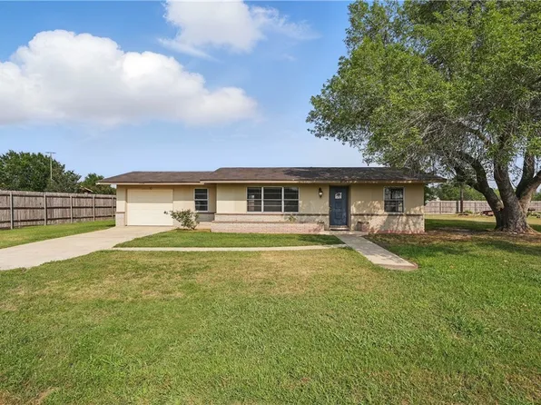 1604 Waelder Rd, Gonzales, TX 78629