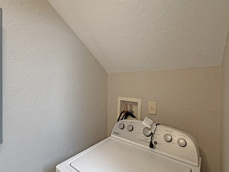138 SW Peacock Blvd #106 — Photo 15