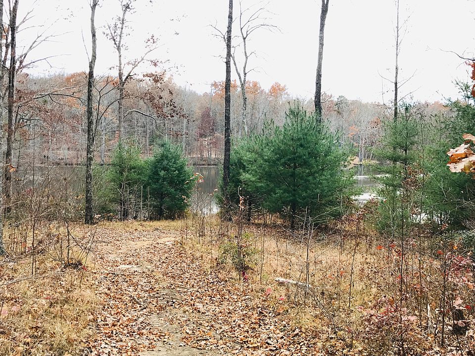 1st image of 392 Circle Dr
