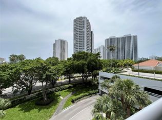 3640 Yacht Club Dr APT 405, Aventura, FL 33180