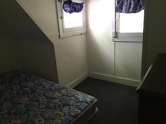 105 Dewitt Pl #8 — Photo 2