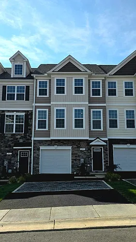 89 Potomac Ct Photo 1