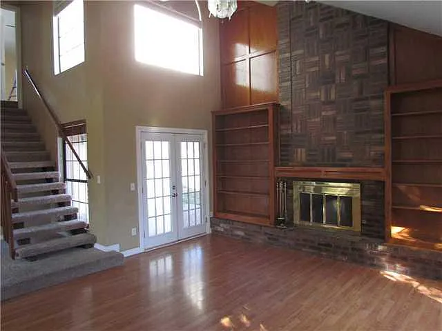 2604 Andrea Ct — Photo 2