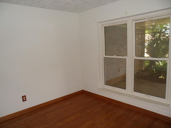 4th image of 15319 Ohara Dr