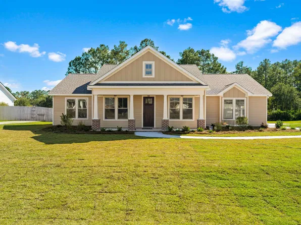 84 Evergreen Dr, Crawfordville, FL 32327