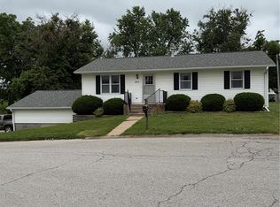 511 W Lafayette St, Palmyra, MO 63461