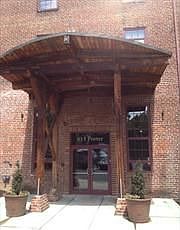 5th image of 815 Porter St #U212