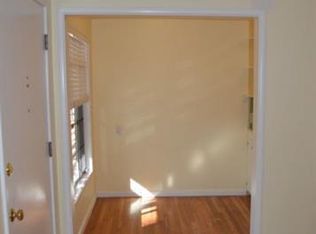 1703 27th St #5, Sacramento, CA 95816