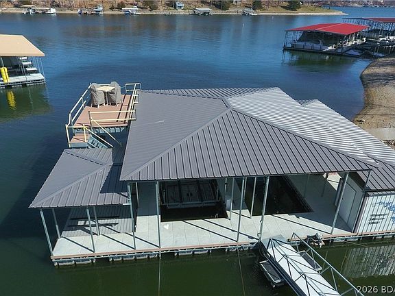 4th image of 795 Blue Water Bay Dr